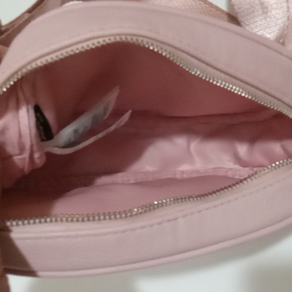 H & M fanny pack - Picture 4 of 6